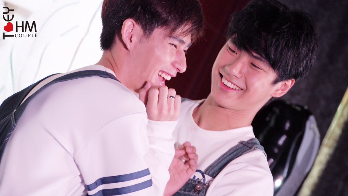 OhmToeyCouple's tweet photo. "Your smile is worth the wind is the most beautiful I have seen the sun"💗💗 @ImerbSittiwat @ohmpawatt https://t.co/wgqEKK9VEt