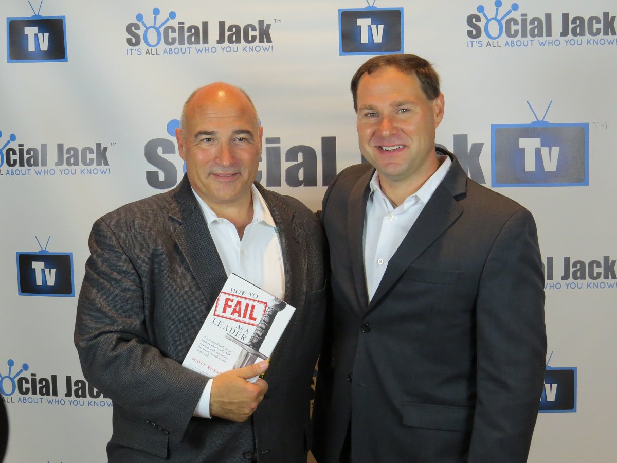 getsocialjack's tweet photo. Dean DeLisle and Keynote Speaker, Scott Wozniak at the #AMAASummer17 https://t.co/oRlWficdkf