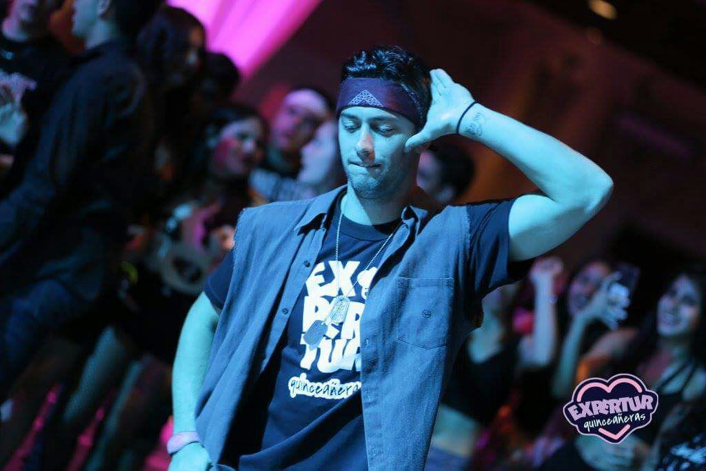 unitedpaio's tweet photo. naaaaa pero si es una bomba chabón #rockerparty parte 1 🤘😍

📸paio vía facebook de expertur https://t.co/C2bD5Drpsf