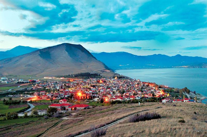 Macedonia_Gr's tweet photo. The beautiful village of St Panteleimonas is built on the shores of Lake #Vegoritida in #Macedonia, #Greece |#Photography #Travel #Nature 🇬🇷 https://t.co/Ab8oNnIRSx