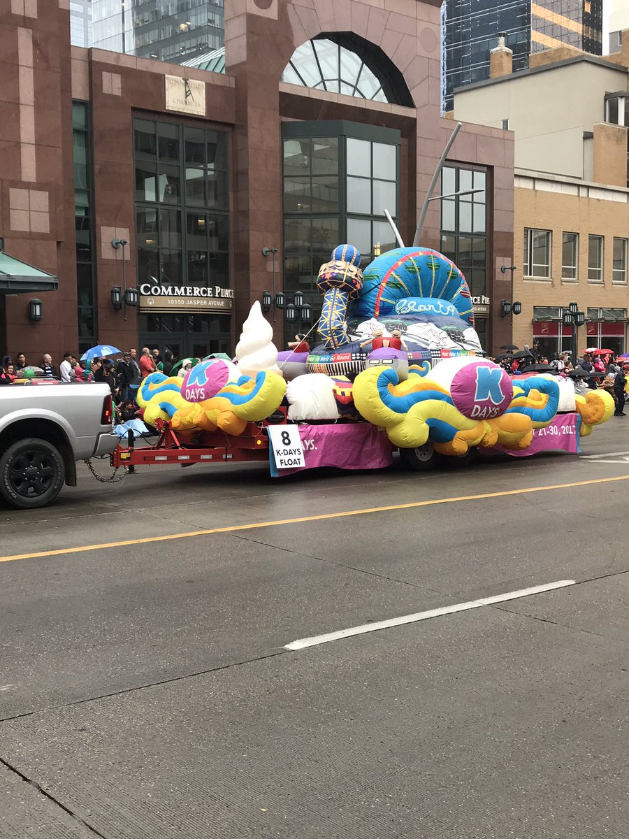 JaimeetKathuria's tweet photo. What a great partnership @Northlands and @DBAyeg @KDaysyeg come down to our tent #pitmasters #pullpork #smokedbuffalochicken #10daysoffun https://t.co/FI8gePQ9JK