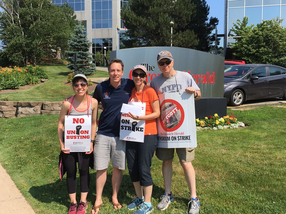 zincko10's tweet photo. Big thank you to Ryan Lutes from Hfx local of #NSTU who dropped off 10 cheques today. Your generosity is overwhelming. #endCHstrike #NSTU https://t.co/7ekF4BkNux