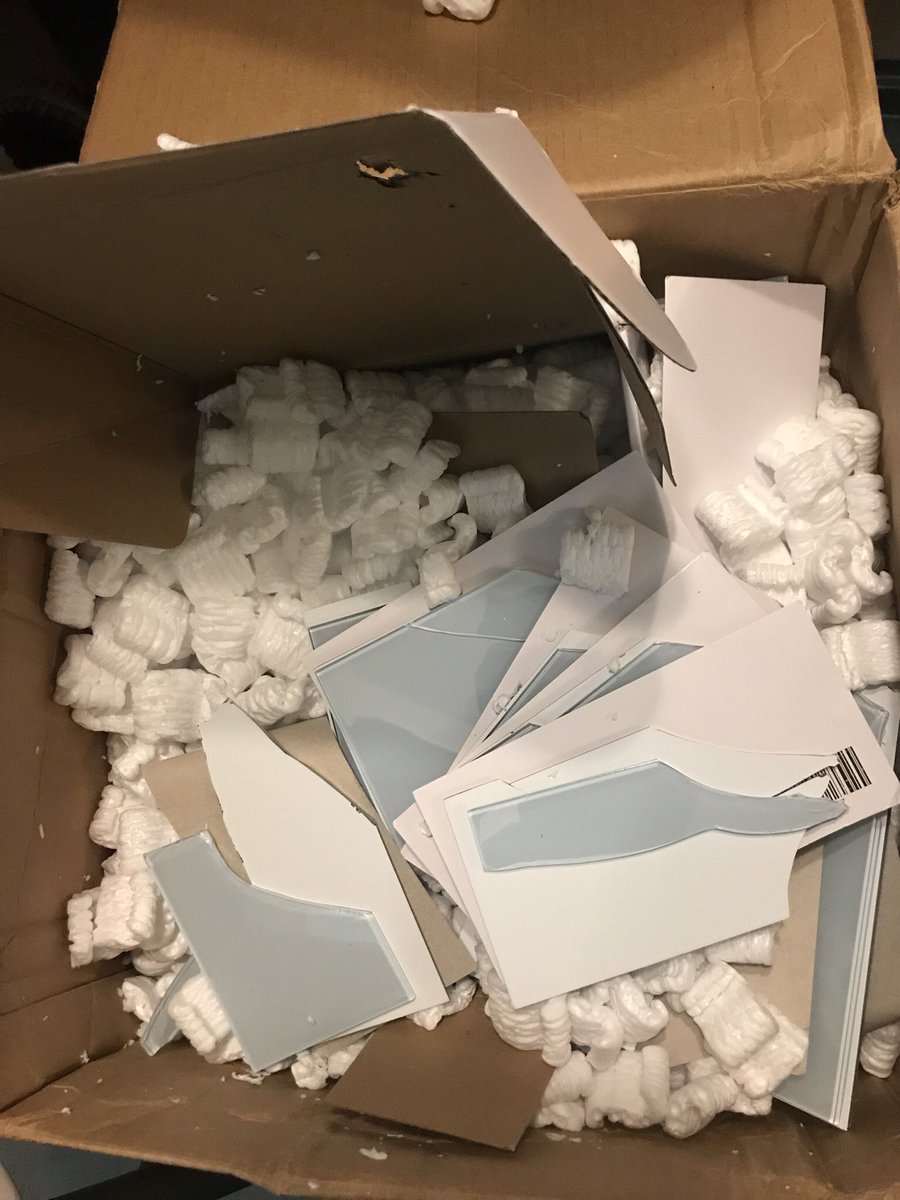 DemonicsEtrigan's tweet photo. @UPS just want say thanks for the literal bang up job you did delivering my tiles. Maybe I’ll mosaic my wall rather then it looking nice. https://t.co/xiBtgpC5Rv