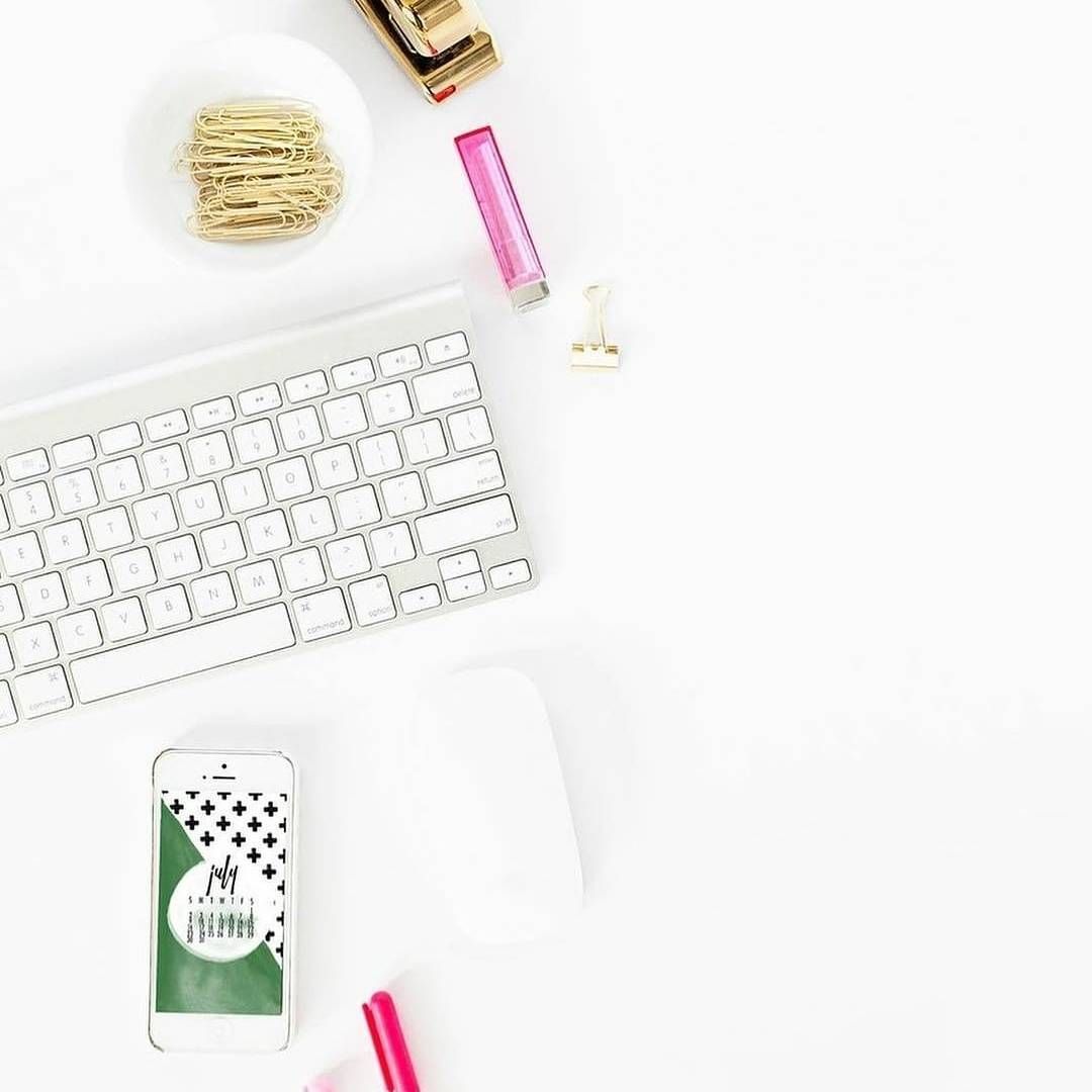 RoopCreative's tweet image. Making space for new inspiration and the birth of a new brand. #friyay🙌 #tgif #newspace #branding #design #marketing buff.ly/2uixyhu