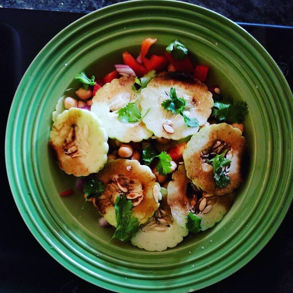 wineandshallots's tweet photo. Armenian cucumber salad

#homegrown #armeniancucumber #centralvalley #vegan #glutenfree #glutenfreevegan https://t.co/weFvE3Ac5L https://t.co/pyF97x0QQ6