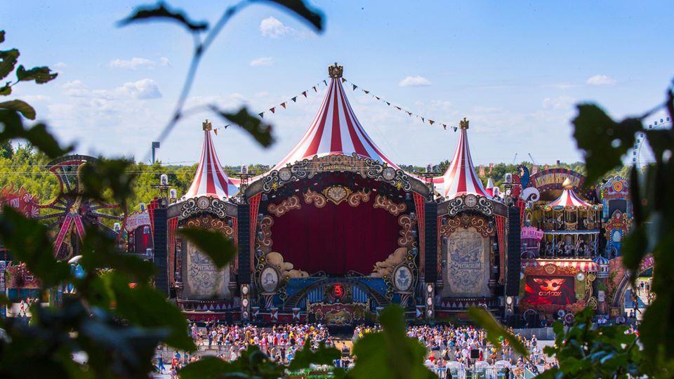 .<a href="/tomorrowland/">Tomorrowland</a> 2017 has opened! Catch #T4SMGroup artists performing across both weekends and on the <a href="/FsoeRecordings/">Future Sound of Egypt</a> stage tomorrow!