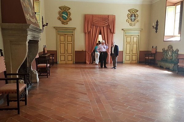 sbonaccini's tweet photo. Turismo boom: @CastelliDucato di Parma &amp; Piacenza +8% biglietti,+16% pernottamenti 
Nostro impegno per promozione https://t.co/RA73zwNLdZ https://t.co/pTUo5NNui6