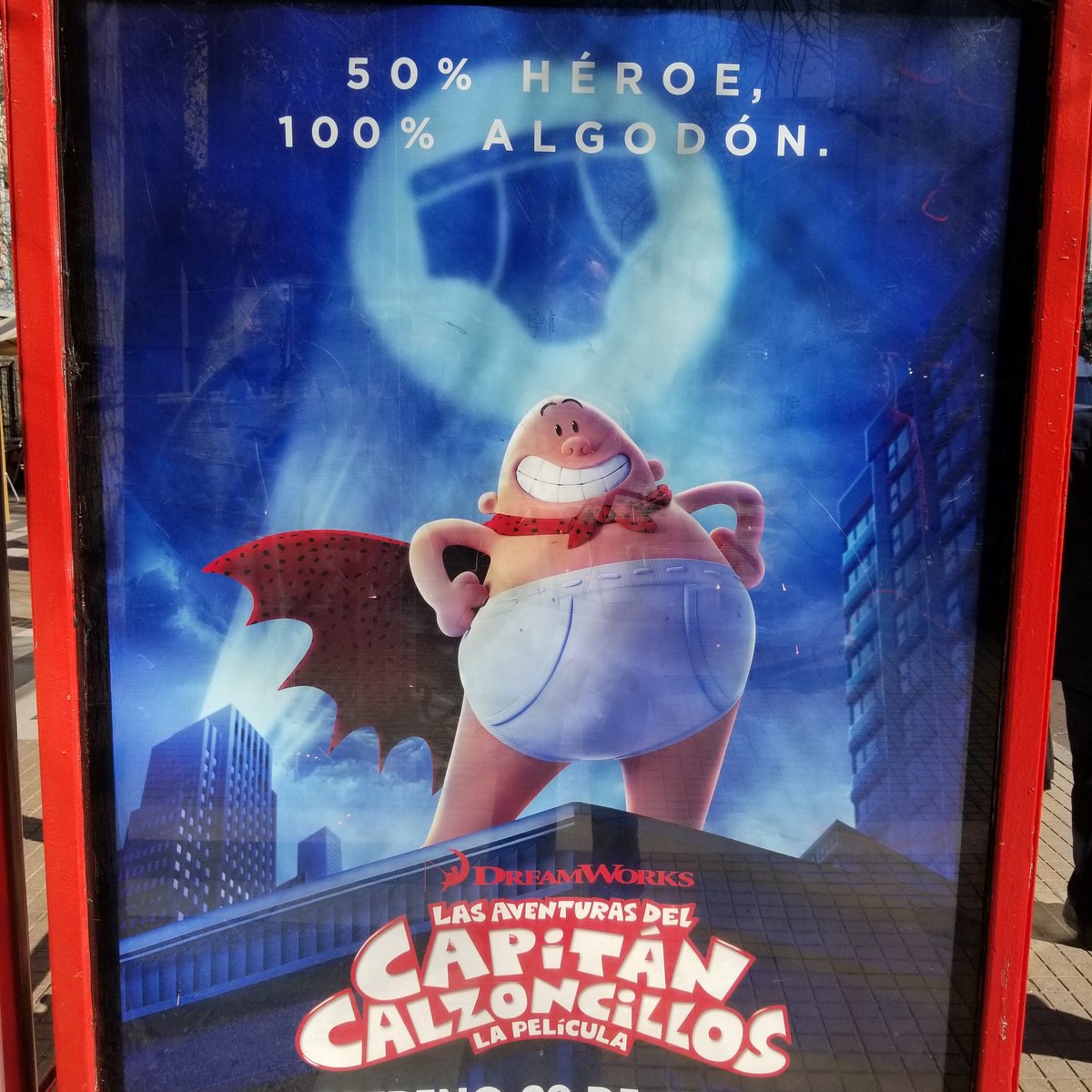 RichardHirshen's tweet photo. Captain Underpants is EVERYWHERE!
#SantiagodeChile #Apoquindo https://t.co/MdmaAxScVz