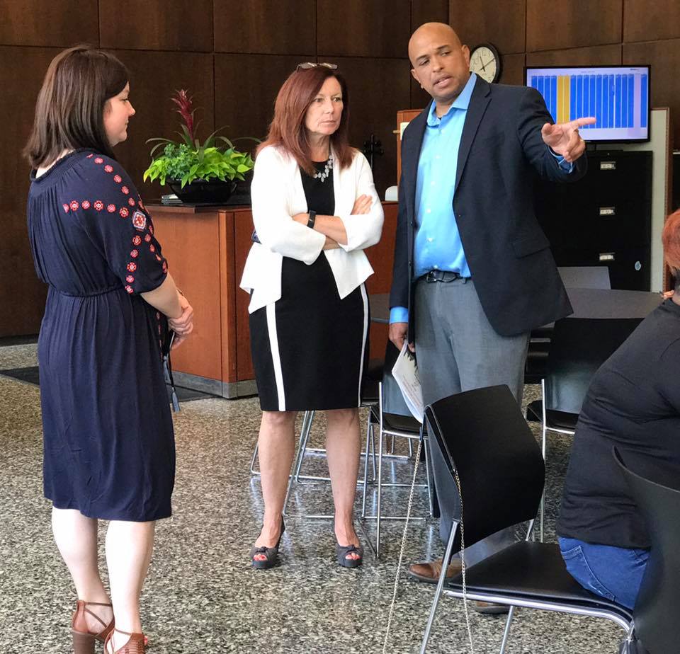 brightstarco's tweet photo. We're committed to changing the tone of collaboration in Bronzeville. Visit our website to learn how >>> https://t.co/qGZwkbQMsh #itsourTURN https://t.co/lwQzz468tl