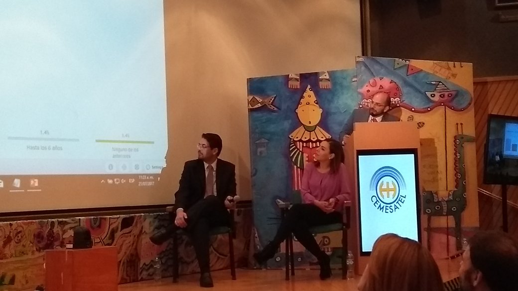 Pediadyc_himfg's tweet photo. Simposio #EducInicial @SePP @CONAFE_mx @DIF_NMX @FundacionFAN @luzaboterom @Paty @IsmaelOrdonezH @tonorizzoli  @T_HIMFG #CursoPediaDIT https://t.co/Phm2GVitH6