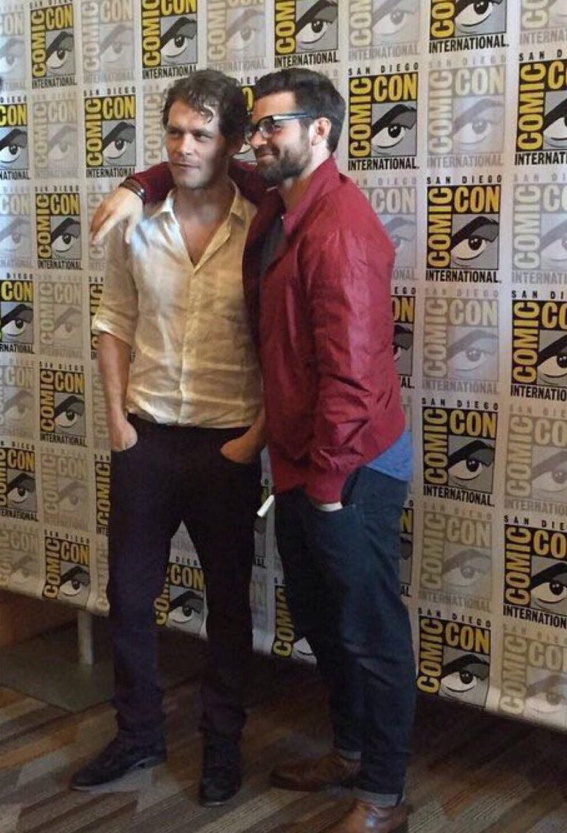 LarissaLaira's tweet photo. Que Deus tenha piedade de mim pq esse cast não tem. Só aguardando os tiros!!! #SDCC #TheOriginalsSDCC #TOSDCC https://t.co/RIbkoF1bkT