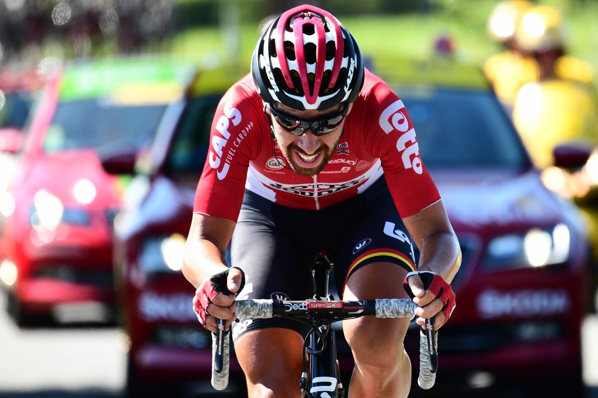 Three things are certain in life: death, taxes and Thomas De Gendt in a breakaway. Top Banana 🍌 to that plucky man bit.ly/2gQCVSj