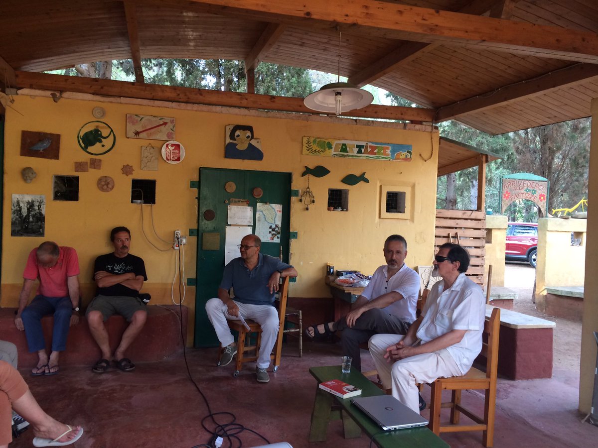 @AndreaDeBenedetti e Francesco Fratta alla SummerSchool #LeFattizze riflettono sull'uso della #parola #MakingSense