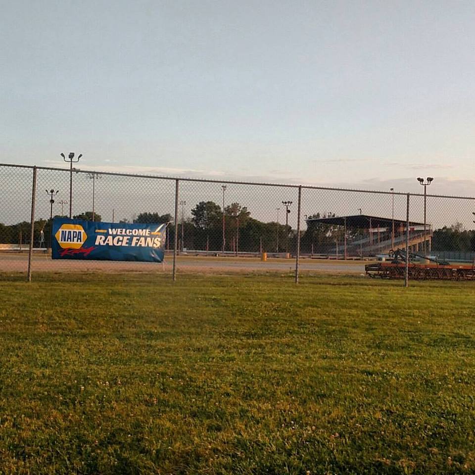 TweakSocial's tweet photo. The #TweakTeam was on the #doorcountyfair grounds last night getting ready for the big event! We are so excited! #sturgeonbay #doorcounty https://t.co/OHlfLIqzB9