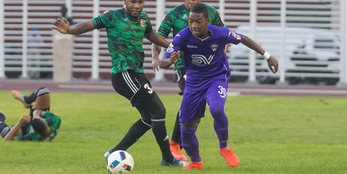 primicias24's tweet photo. #Deportes #JonathanCastillo de 16 años debutó en #PrimeraDivisión de Venezuela con #Metropolitanos https://t.co/KCeZBc1LXb https://t.co/MW5UOf4Km7