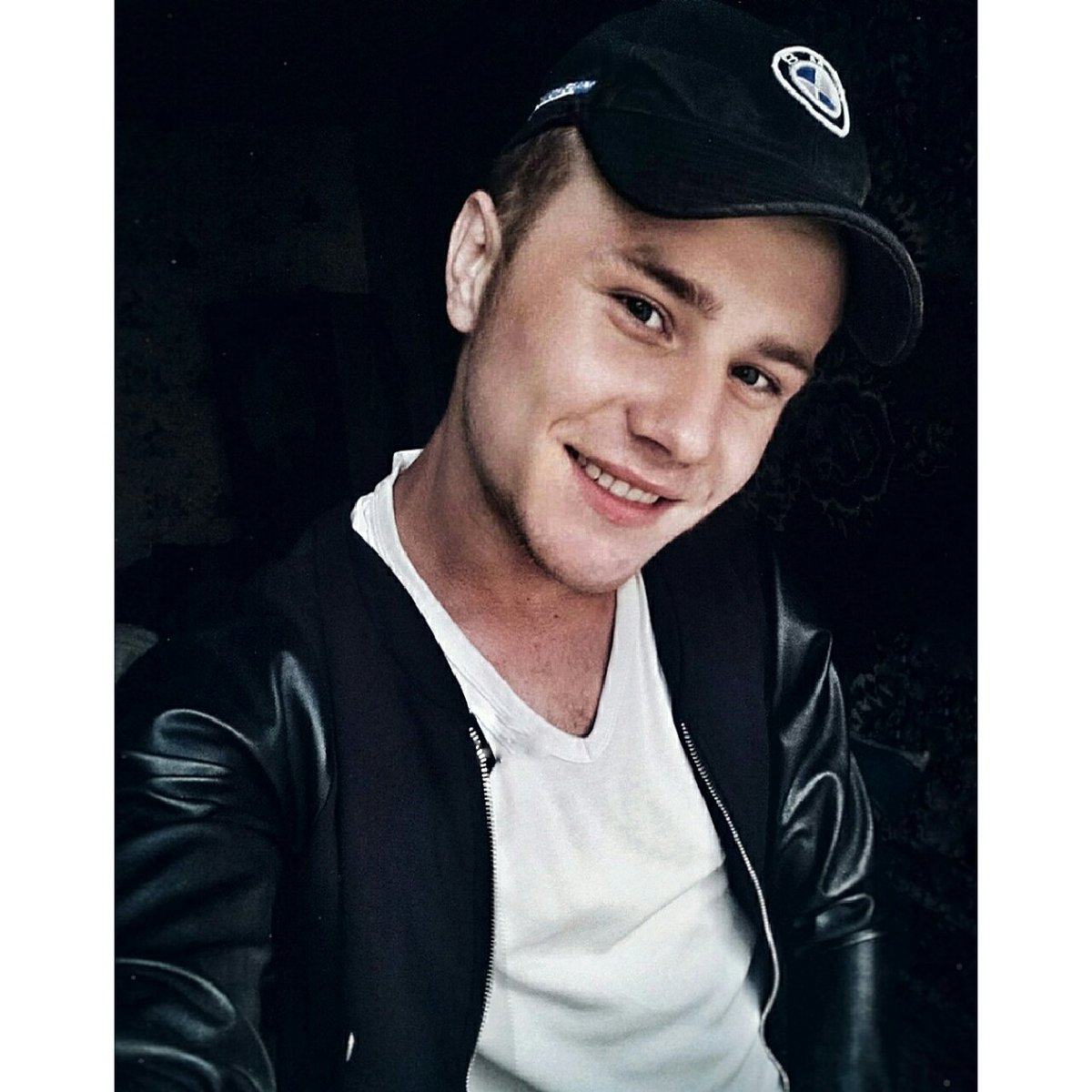 99dzz's tweet photo. #НоваяАватарка https://t.co/VVIE0HmDfv