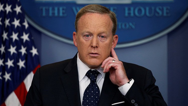 Sean Spicer resigns, replaced by Anthony Scaramucci 