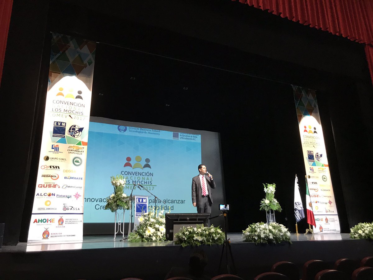 coos_sml's tweet image. A disfrutar la conferencia de Felix Cardenas en la #COMEV17