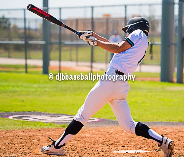 DonaldJBoyles's tweet photo. #HomeRuns #Dingers #ThreeRunShot @gagemahoney @swebaseballclub @CoachSko10 #Classof2019 #2017SummerBaseball https://t.co/W3gSVXDR0X