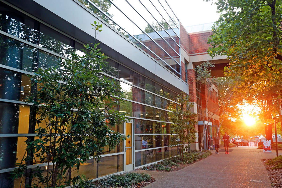 VandyRec's tweet photo. Don't forget to stop for a quick tour of the Rec after #PreVU2017! https://t.co/xdRPsHSfDT
