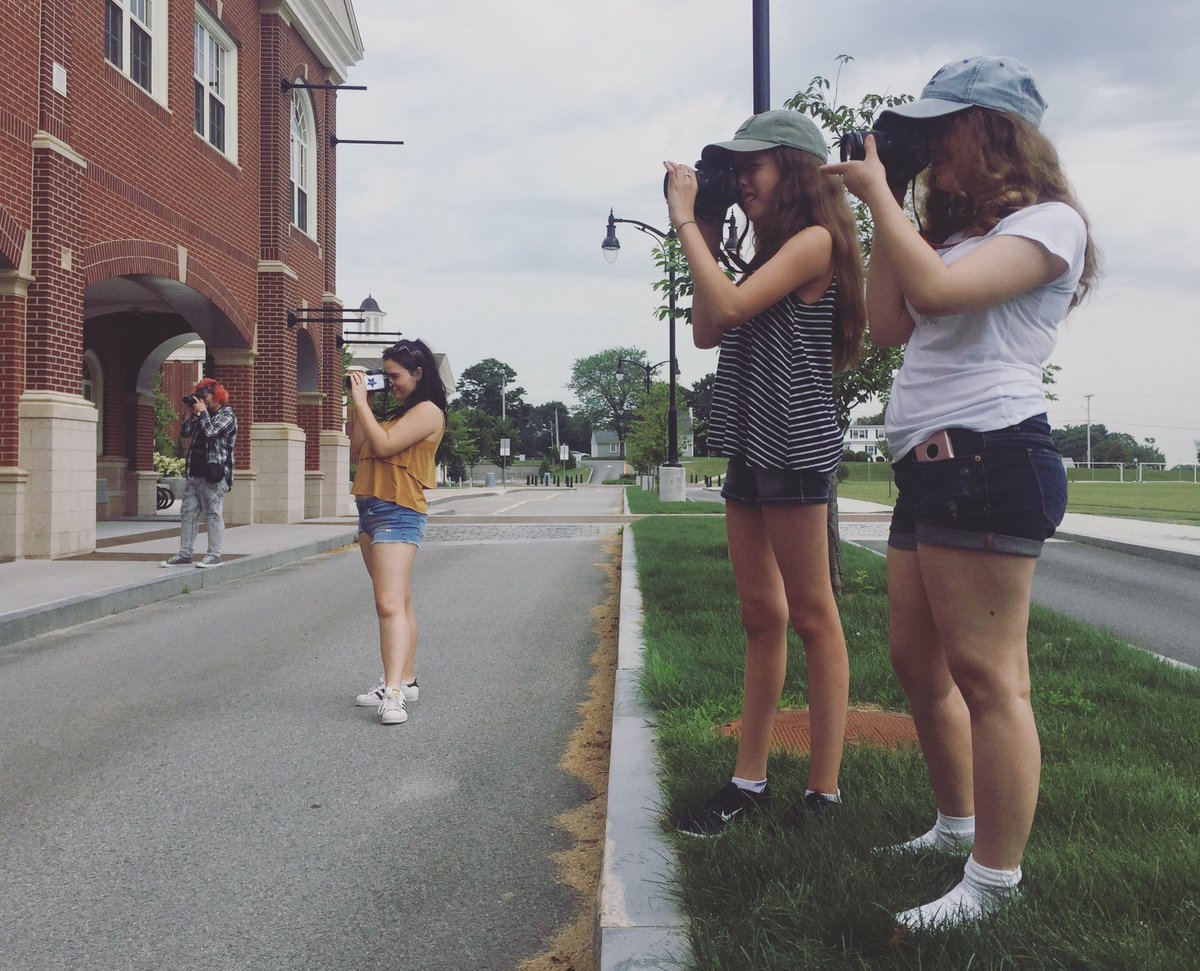 GinnyTroutman's tweet photo. Two great weeks of Kids Summer Learning photography classes! #upandcomingphotographers #introtophotography https://t.co/RJuzeYz6ku