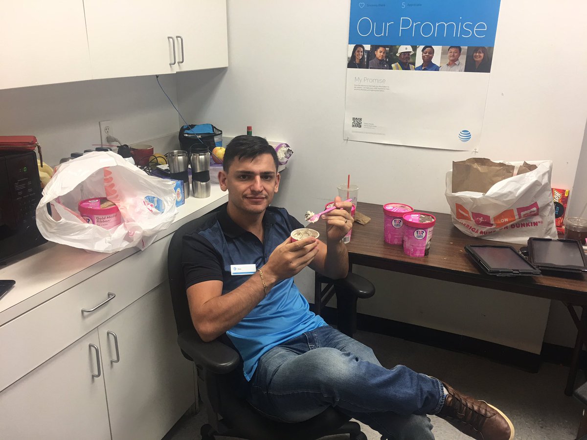 Bayridge's ppl getting some Ice Cream!!!!