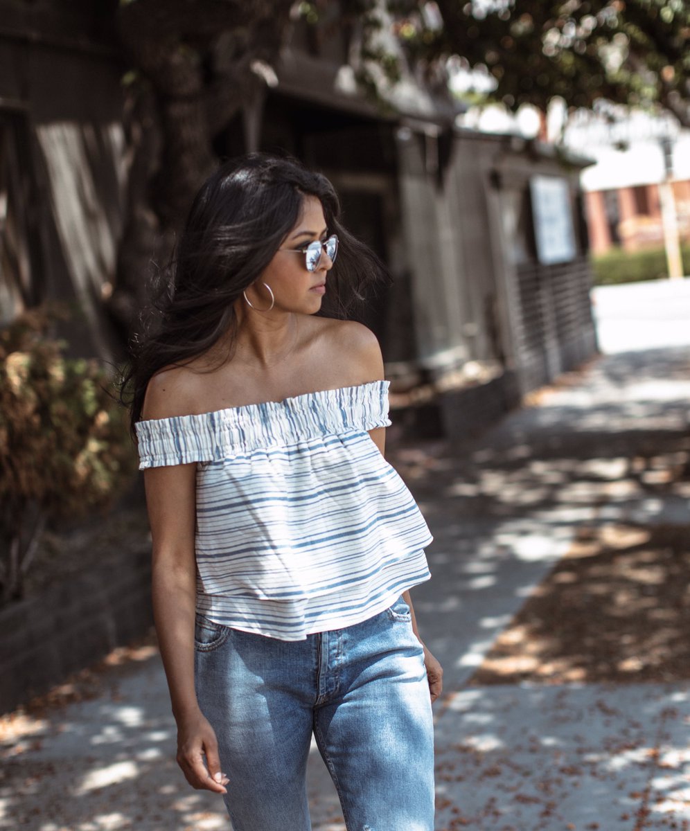 walkinwondrland's tweet photo. New post, featuring @bloomingdales from their #sunsetandspring collection #bloomingdales #Ad https://t.co/OTdXa3X2yz https://t.co/QyYaUVTYff