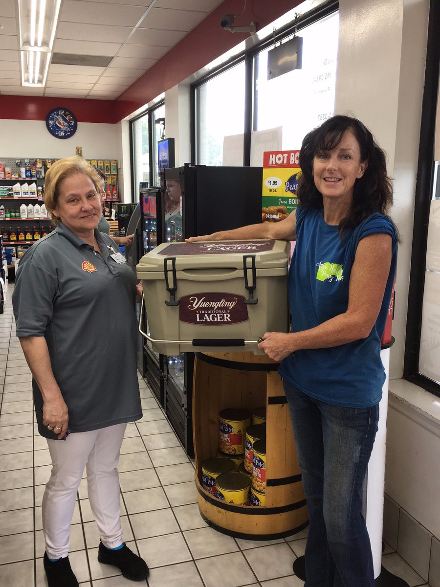 yuengling grizzly cooler