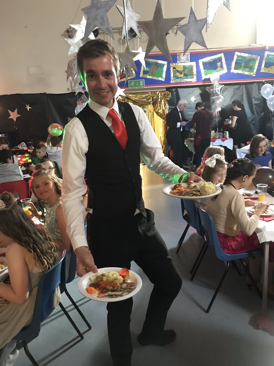 PiranCross's tweet photo. Prom -staff hard at work! https://t.co/DsyvbOy1X8