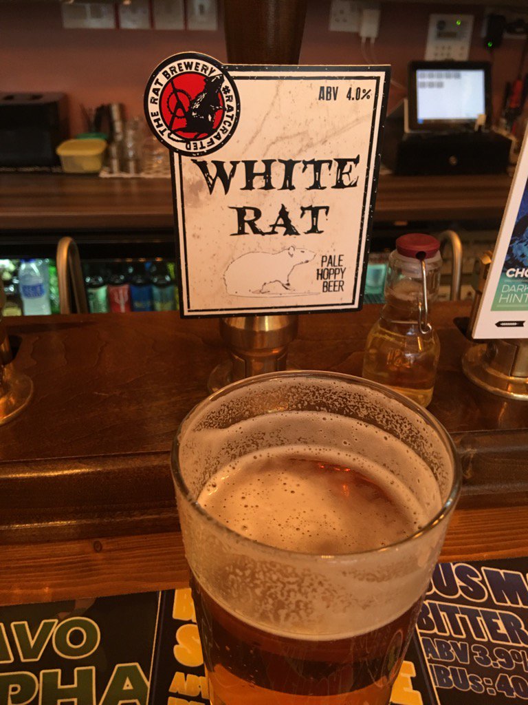 DrJohnHi's tweet photo. Fabulous pint - White Rat from The Rat Brewery #ratcrafted @BeerEnGin1 @RatBrewery https://t.co/eYlOz3KpLx