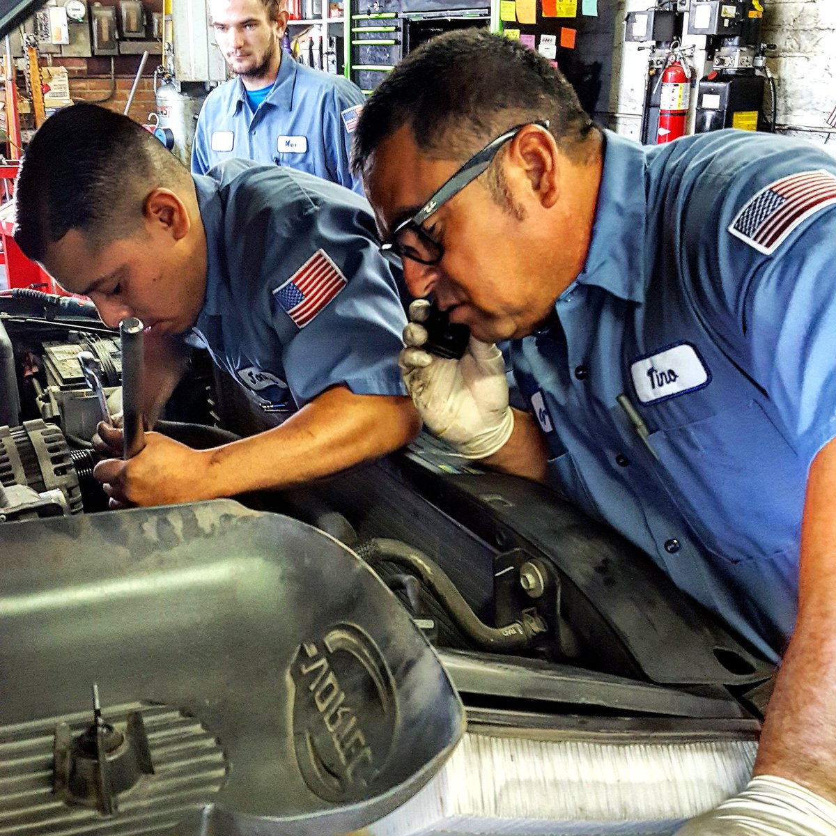 gregstuneup's tweet photo. Getting to the root of the problem 
#Troubleshooters 🛠
#professionalservice #certifiedtech #bluecollar #reliablework #skilledtrade #trusted https://t.co/3bA1KJDjBI