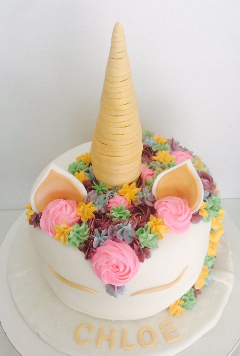IndyRattan's tweet photo. The Unicorn Cake! 🦄 https://t.co/vIgmO7XMrW