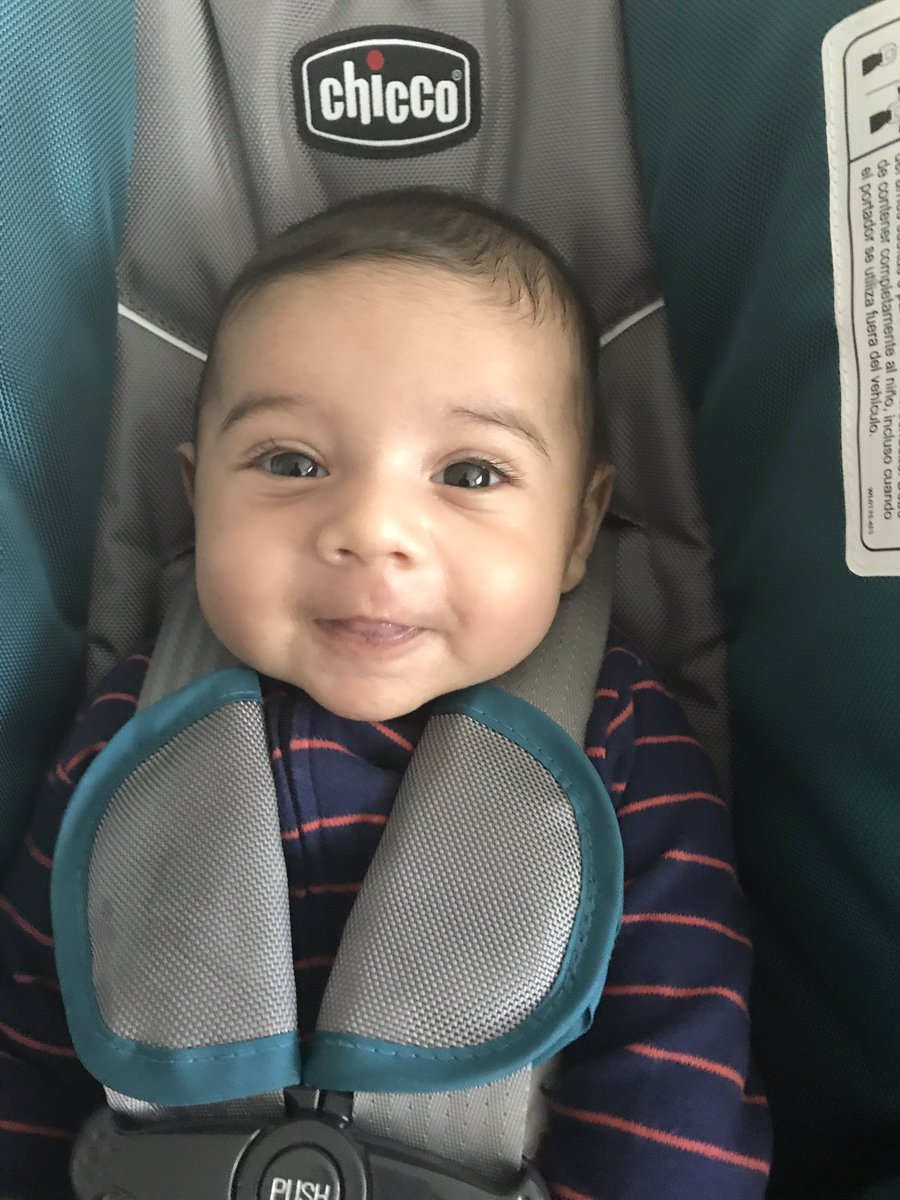 WeeBabyTall's tweet photo. Excited to visit my Daddy, @mrtall, at his office @Seesaw 👶🏽💕👱🏼 https://t.co/F6JlXynLCC