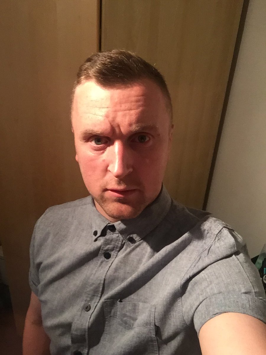 jamesleemidd's tweet photo. Out out #weddings #slayley #combover #cantsmile 🥂🍻🥂🍾 https://t.co/4ZBbCcZSXQ