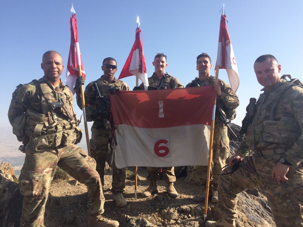 DomengeauxJr's tweet photo. @DogFaceSoldier Looking good Steve G. #CMSH around the world! https://t.co/sS4ZNrrk1u