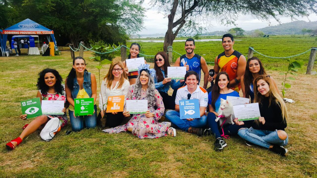 ambienteguayas's tweet photo. Gracias a todos los talentos que se sumaron a esta importante campaña que busca restaurar los pulmones de la provincia #GuayasSembrando https://t.co/tMBX2I1dgk