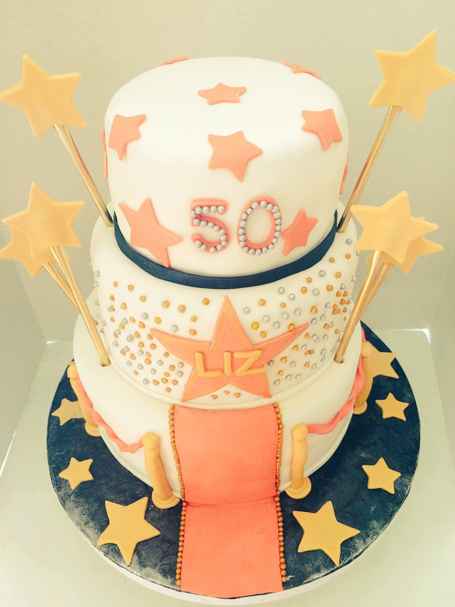 IndyRattan's tweet photo. Red Carpet Cake! https://t.co/FPeMxenbhd