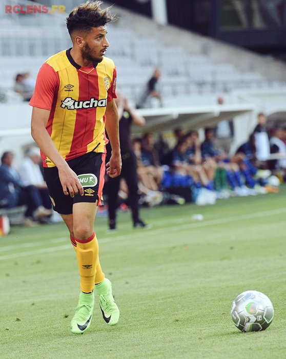 Zoubir_AZ10's tweet image. Nouvelle saison, mêmes objectifs 💪🔥 #AZ11