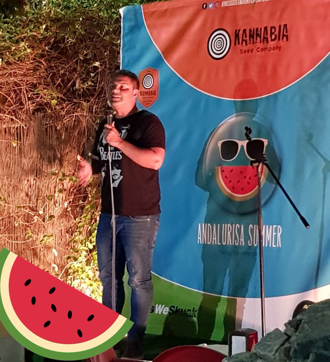 LaExOficina's tweet photo. Hoy @jozecampoy dándolo todo en Altenia de #Casteldeferro con #andalurisasummer #nosgustavertereir mañana se despide en Motril La Barraca 🍉 https://t.co/SkySuUrWd7