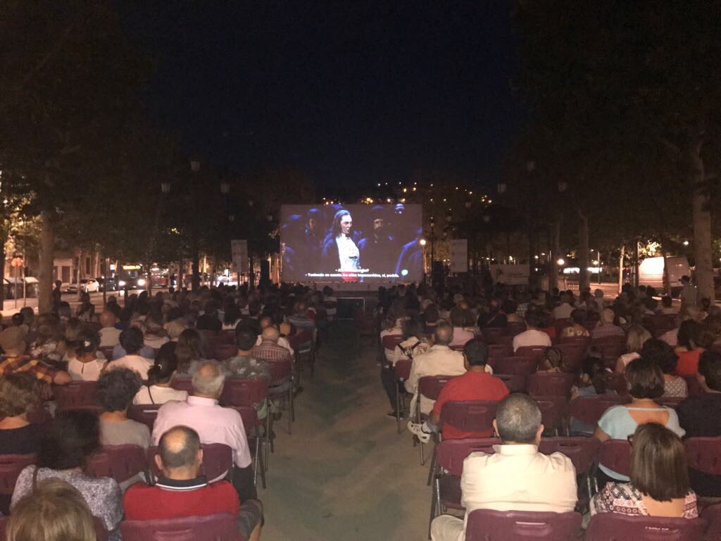 JoseVallejo64's tweet photo. Il Trovatore en el Paseo del Salón (Granada) https://t.co/4x8DRkg2Qw