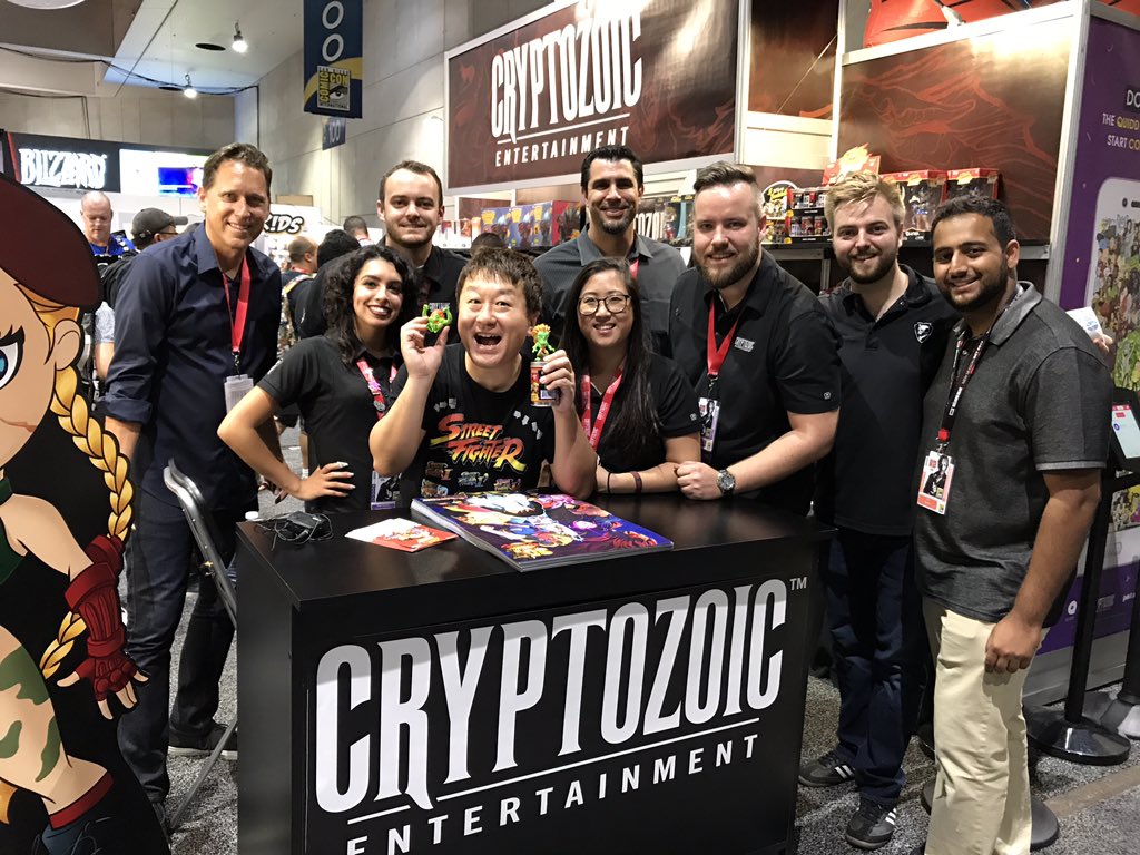 Yoshi_OnoChin's tweet photo. Thanks @Cryptozoic all staff! 
and Thanks for visiting our signing session at #SDCC2017 Cryptozoic booth! https://t.co/H8DxPgCrn9