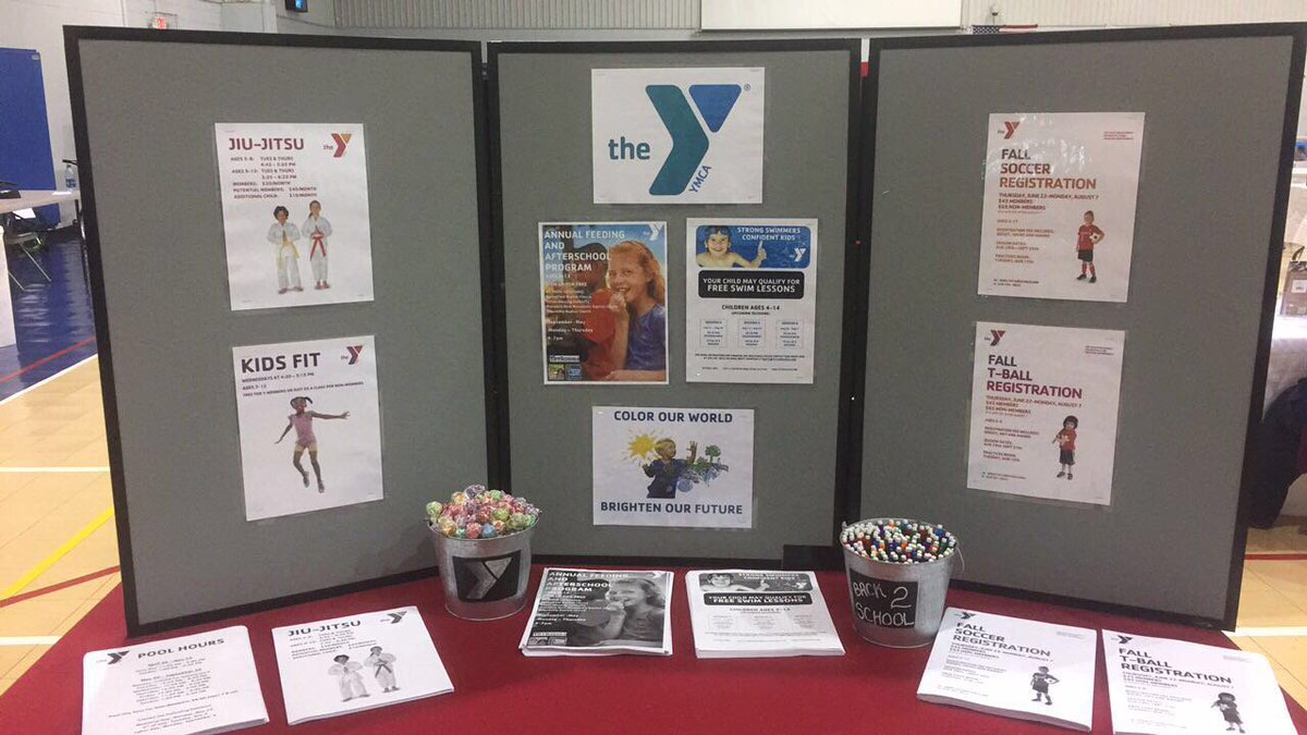 TIFTAREAYMCA's tweet photo. Having a great time at the Back To School event today. Thanks to the Tift County Commission on Children and Youth. https://t.co/rbQNK4B9xf