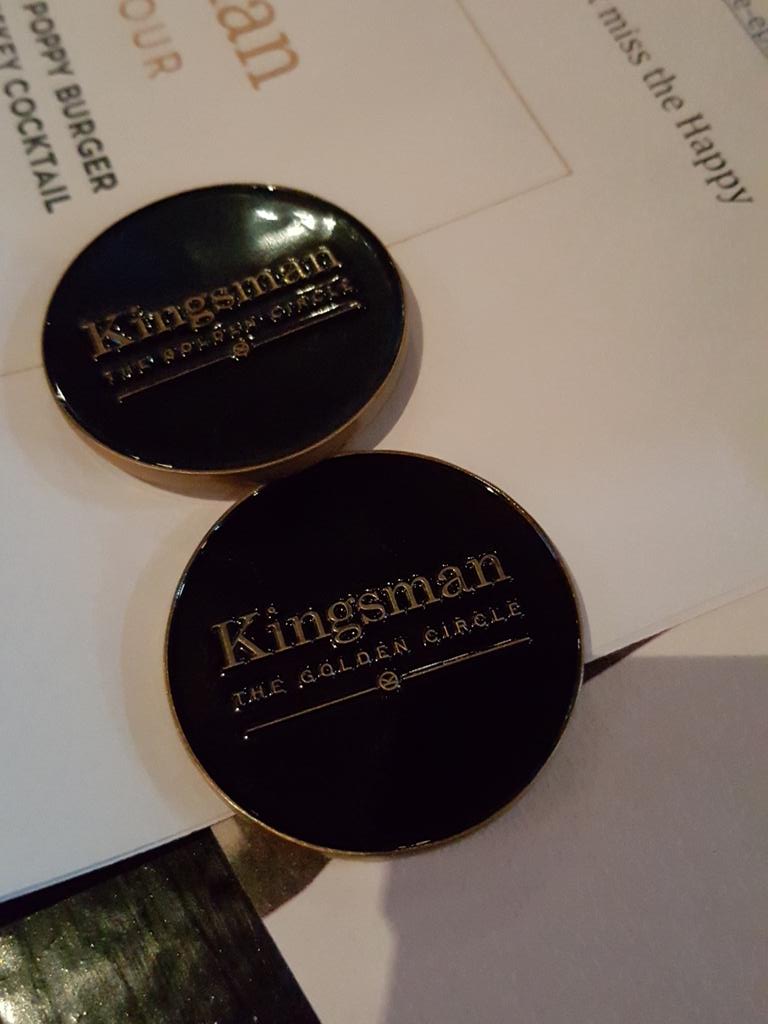morrowchris's tweet photo. Hungry #sdcc17? Want a burger & 2 whiskey compliments of #kingsman #happyhour at @HardRockSD 4-7pm #sdcctip https://t.co/0H1aifwLi9