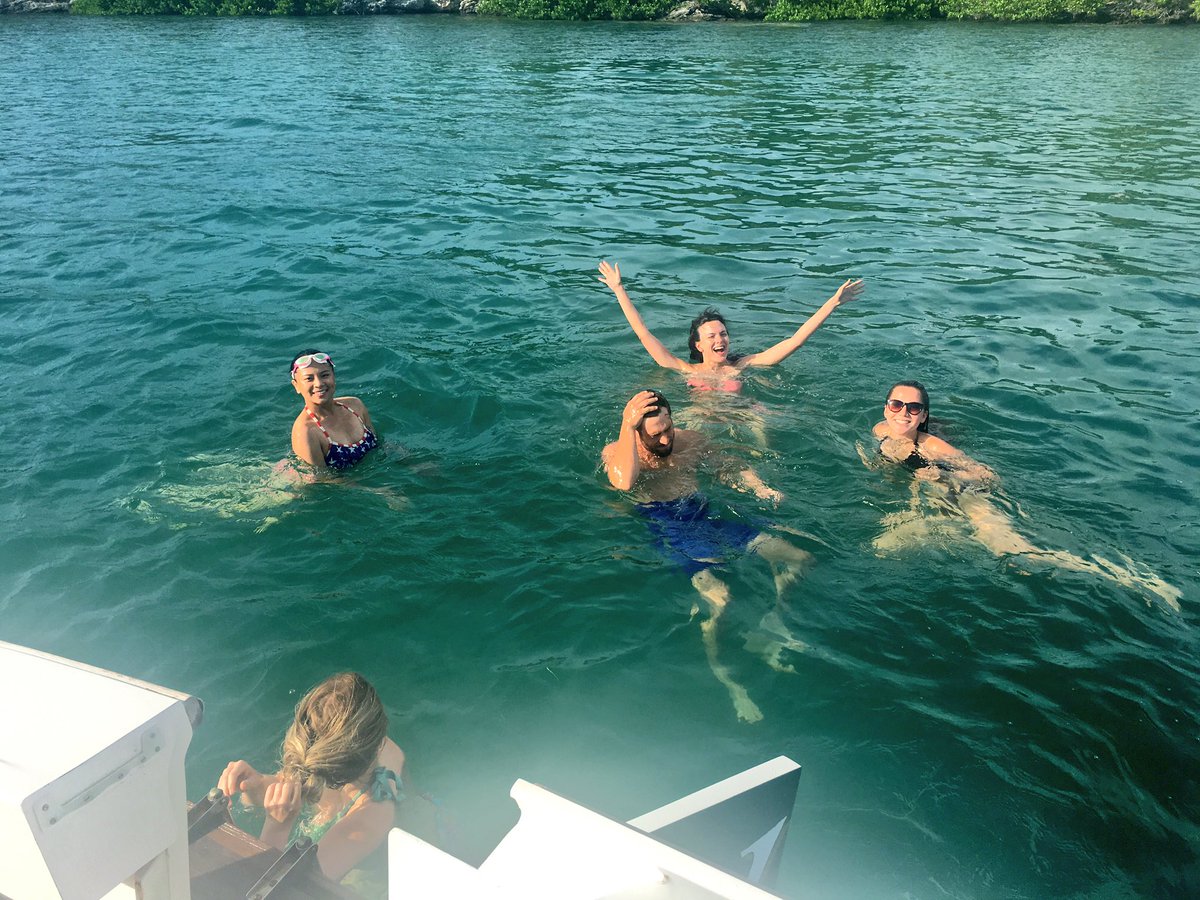 FilmBDA's tweet photo. #AlexiaFilm is wrapped!!! 🎬   Time to celebrate with the cast and crew! #bermuda https://t.co/hXOE2UbGLJ