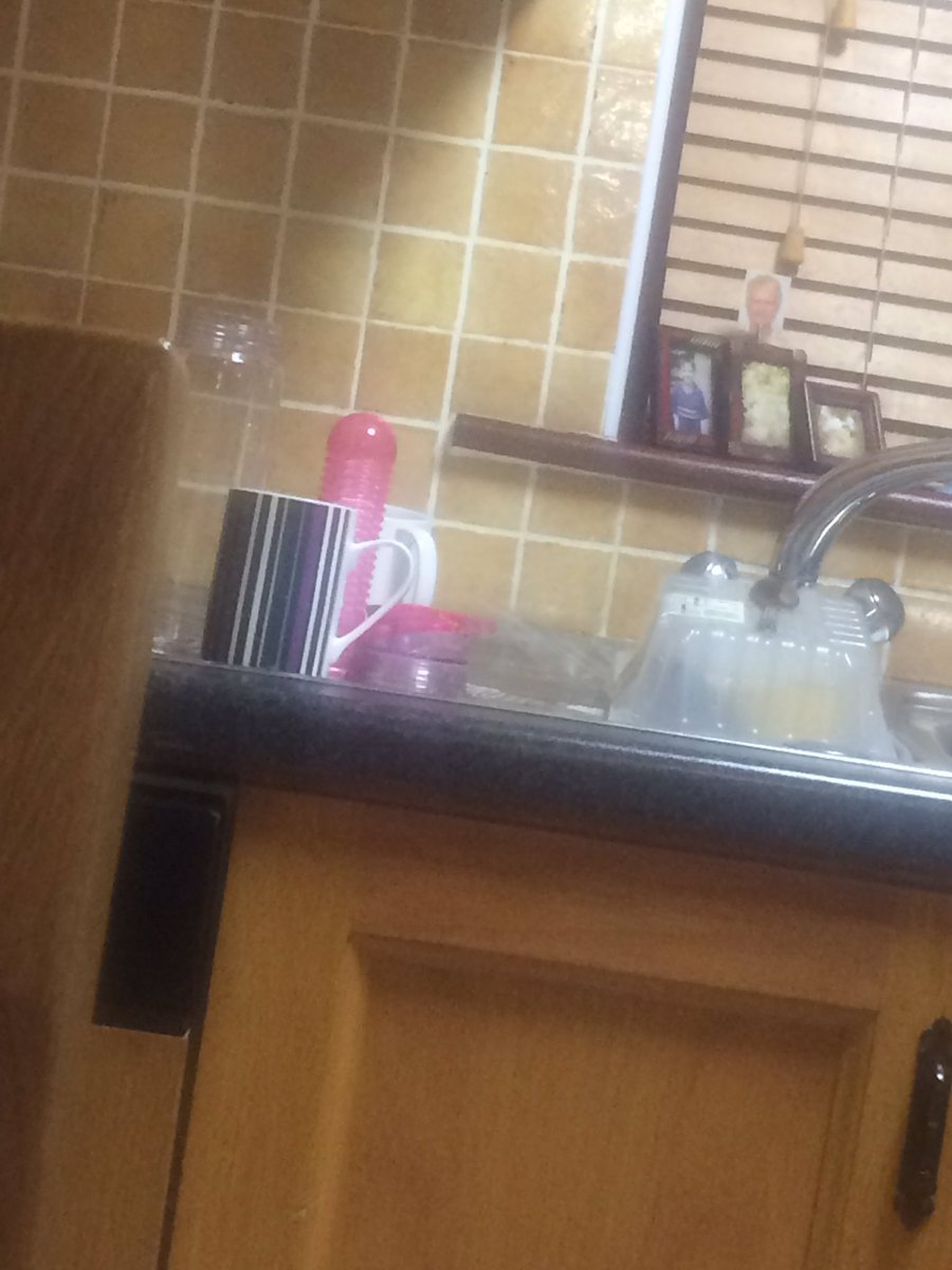 Heather_kid's tweet image. When mum asks,&quot;where did that ribbed dildo come from&quot;  #eyesightproblems #oldbadger  (it&apos;s my water bottle infuser) 😂