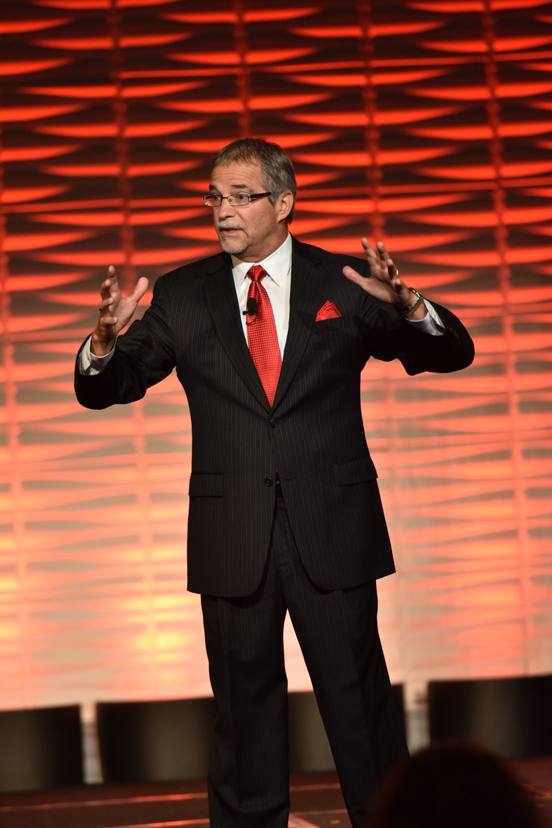 GINEVOLVE's tweet photo. #DrTomMorter opens the General Session at the #GFF17, #GINEvolve,
https://t.co/ZPRfGBvK4D https://t.co/kwFaxTsPH6