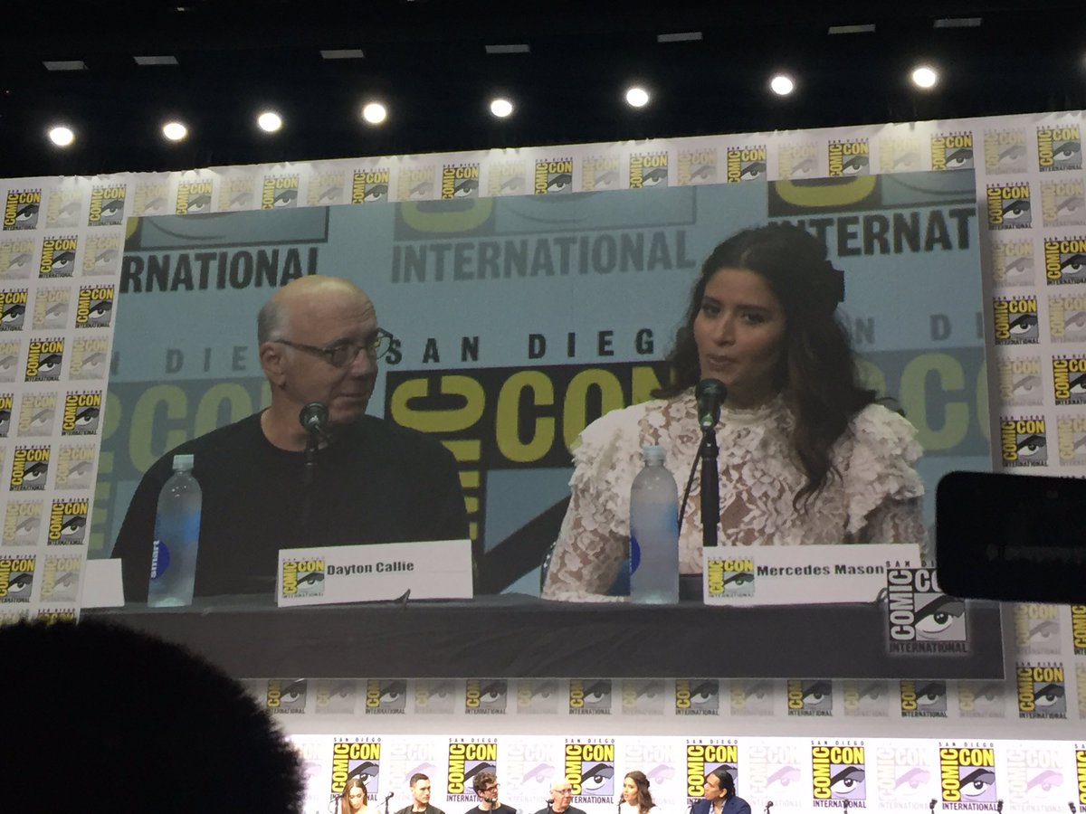"[Ofelia's] realized that she is her father's daughter ... she's finally become a bit of a badass." -<a href="/mercedesmason/">@mercedesmason</a> #SDCC #FearTWD