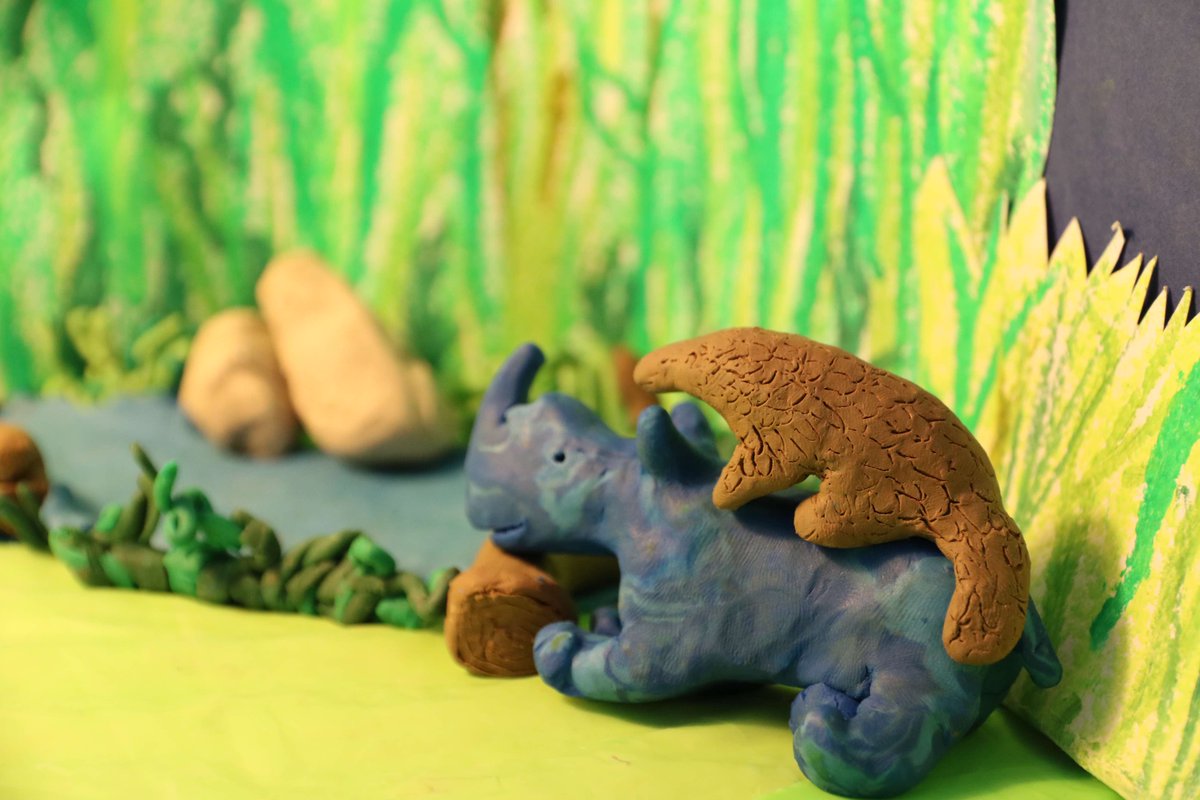 RoamingRhinos's tweet photo. #DYK South Africa sees only half the global average annual rainfallπ³(#WWF fact)Lil Blue&Pango are worried!#TurnOffTaps #RhinoFriday #LPC2017 https://t.co/idVkCnOoPc