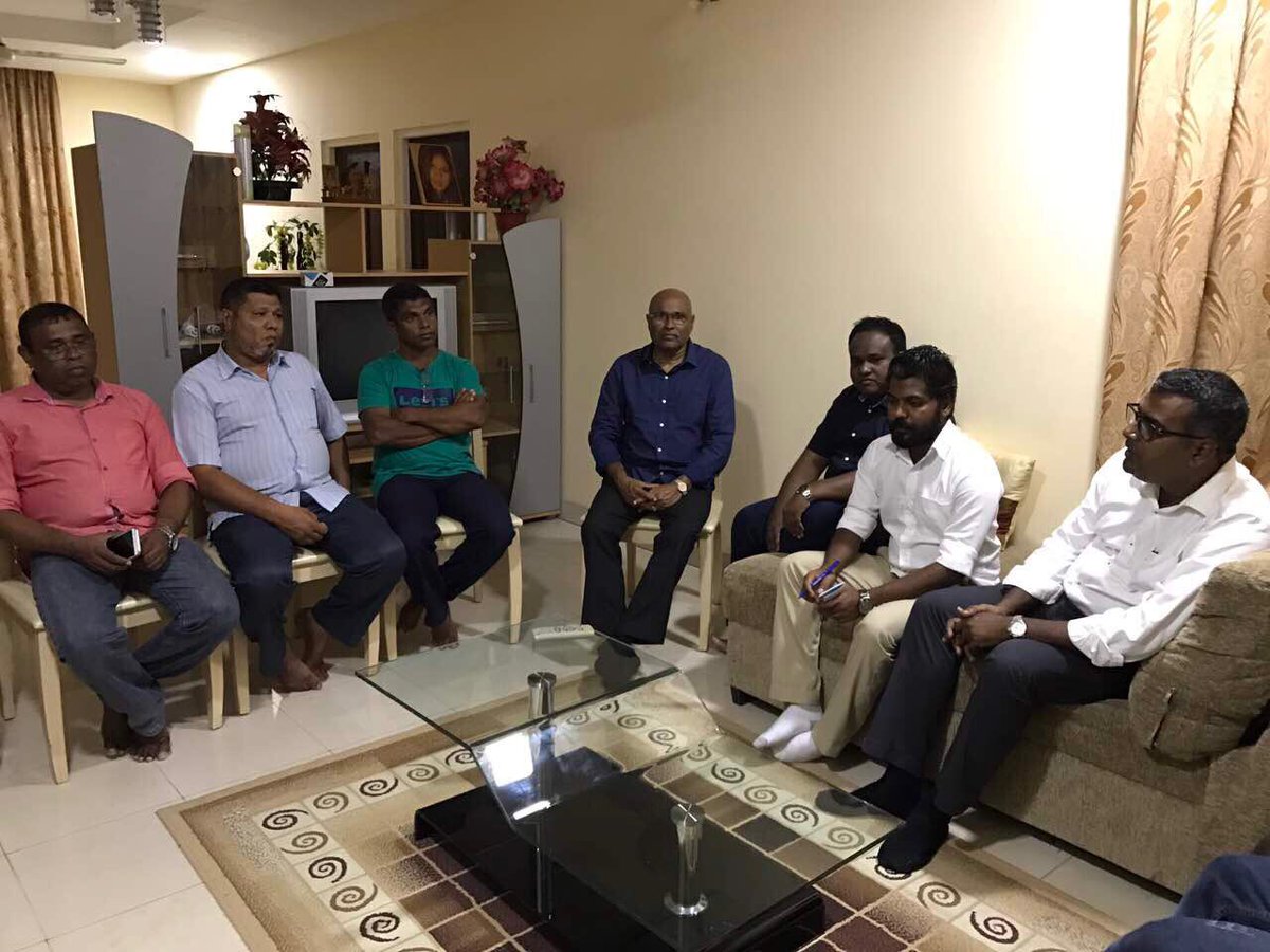 Azhartu's tweet photo. #HappsNow
Raa.Meedhoo ge PPM gofithakuge issverinnaa Defense minister @Adamshareefz adhi #PPMTeam badhalu kohllavvany.
#Vote4PPM https://t.co/VOCMjoi22F