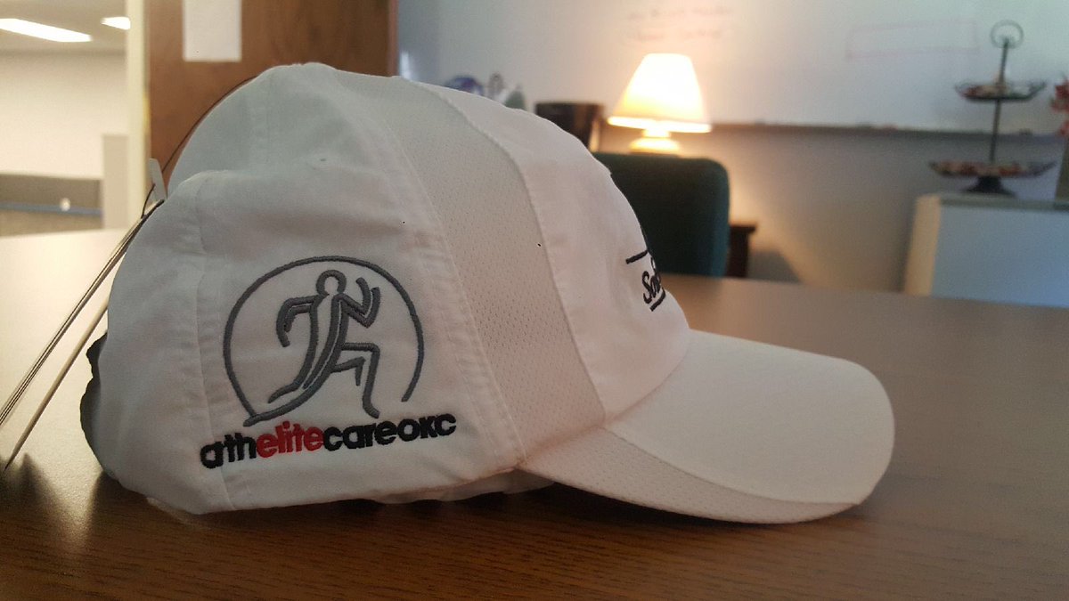 mdiesselmd's tweet photo. 4 days until the annual coaches golf tourney!! These just arrived!! @mdiesselmd @Skordle #bringAgame #stayhydratedmyfriends https://t.co/rX4XXXFqdb